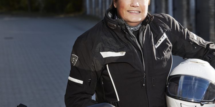 Bente på motorcykel, glad for insulinpumpen