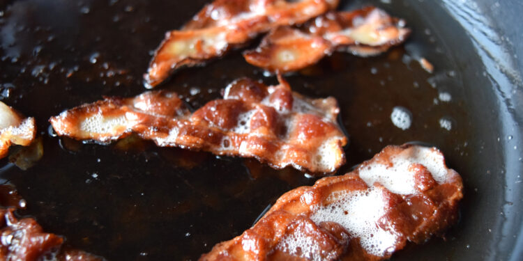 Opskrift på hjemmelavet bacon