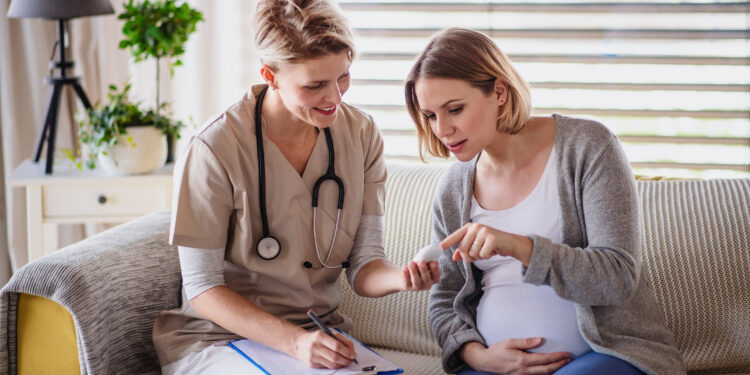 Gravid kvinde hos lægen. Håndtering af diabetes under graviditeten.