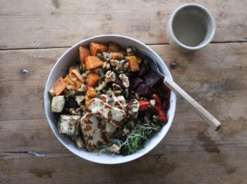 Halloumi bowl med bagte rodfrugter