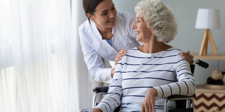 Hjælpesygeplejerske på arbejde. Diabetes og skiftende arbejdstider.