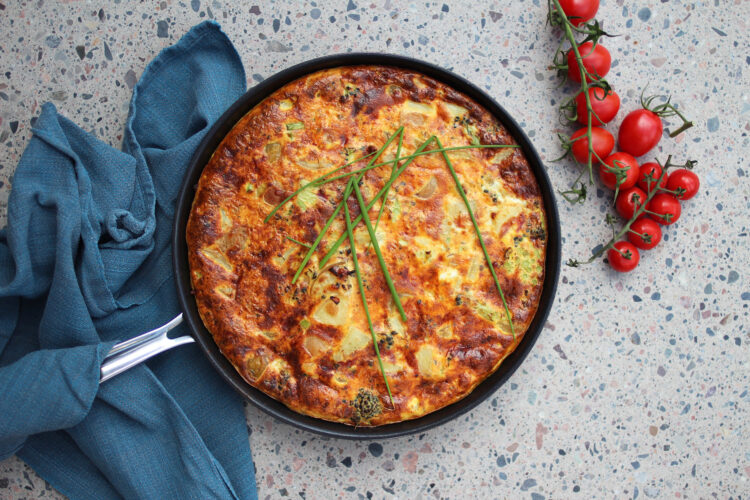 Ovnbagt omelet med broccoli